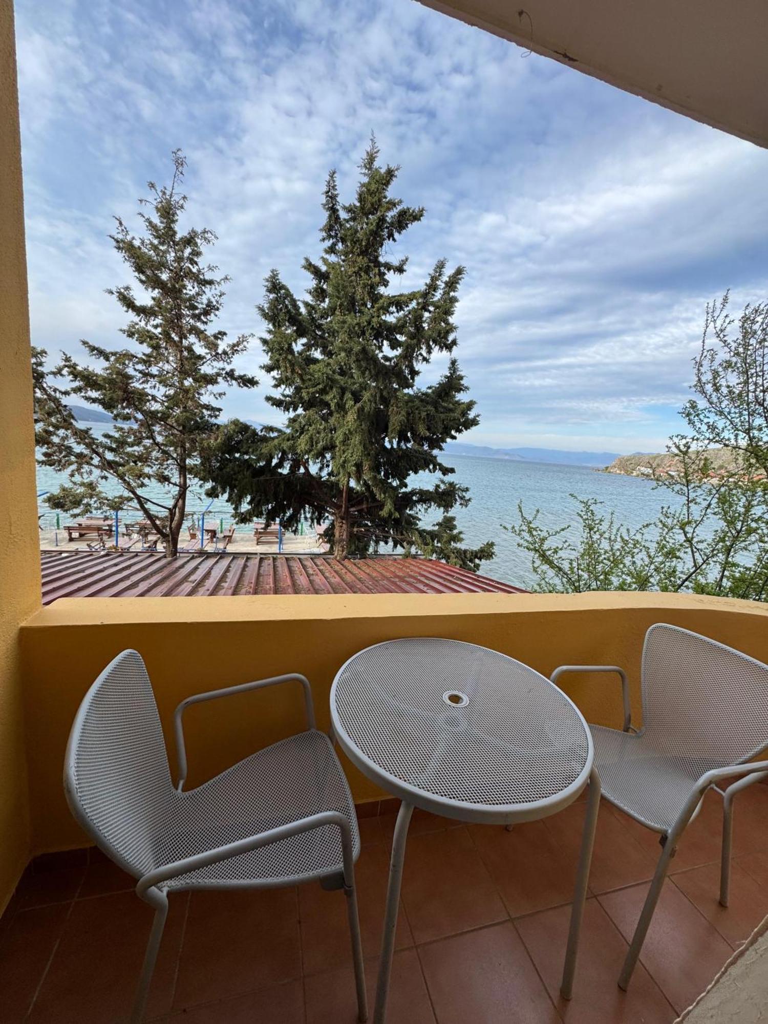 Lini Hotel Restorant Leza מראה חיצוני תמונה