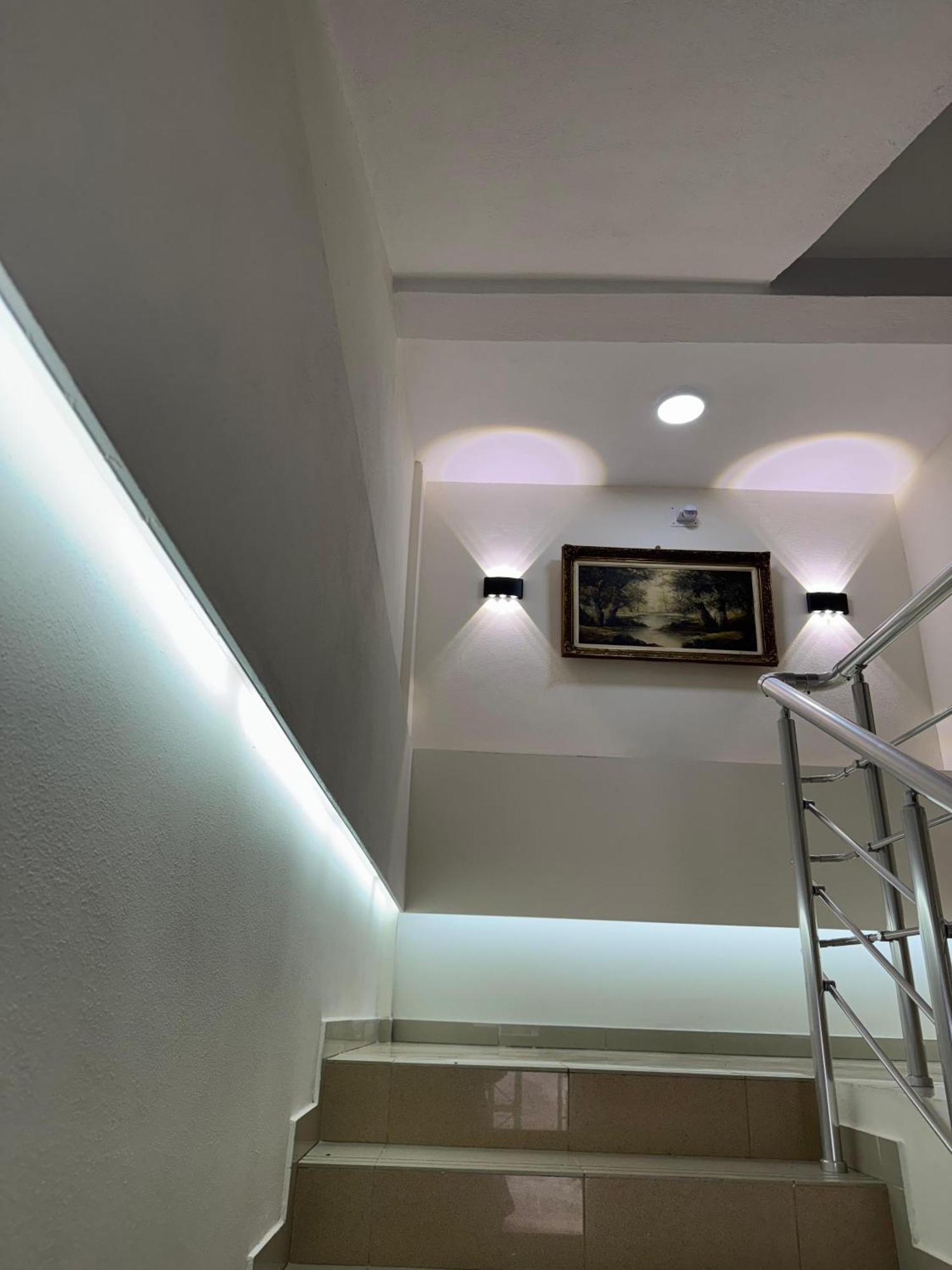Lini Hotel Restorant Leza מראה חיצוני תמונה